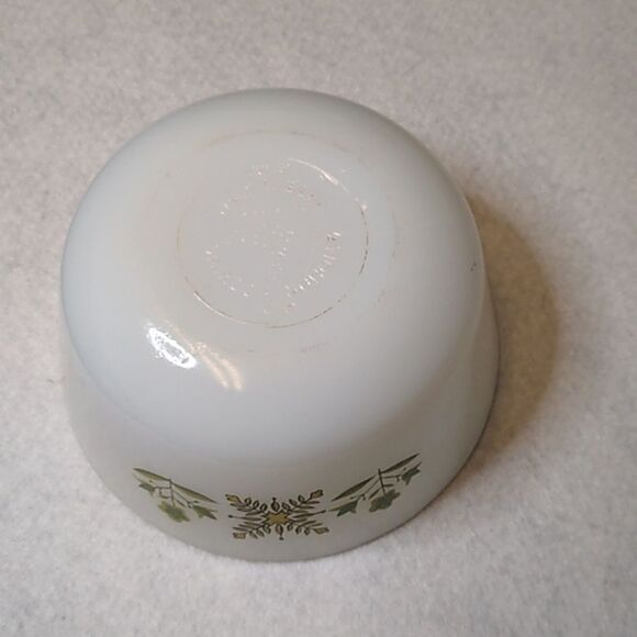 Vintage Fire King Anchor Hocking Meadow Green Custard Cup Bakeware Bowl - Picture 3 of 6